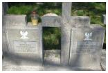 (92/98): Na cmentarzu znajduj si take mogiy onierzy z II Wojny wiatowej.
